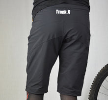 Load image into Gallery viewer, Trail Short IV Men&#39;s Black